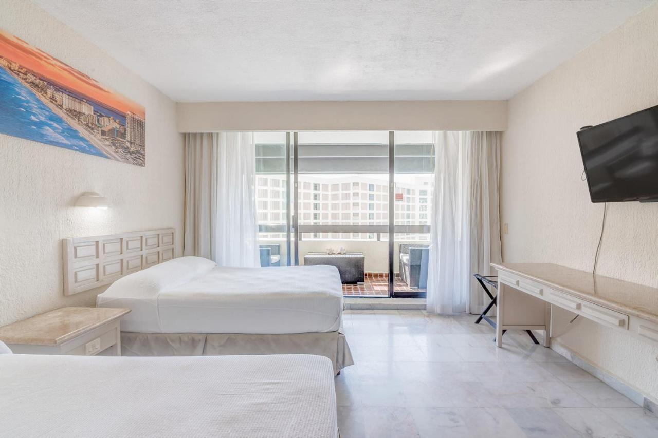 Condos In Prime Cancun Location Plus 3 Pools Kültér fotó